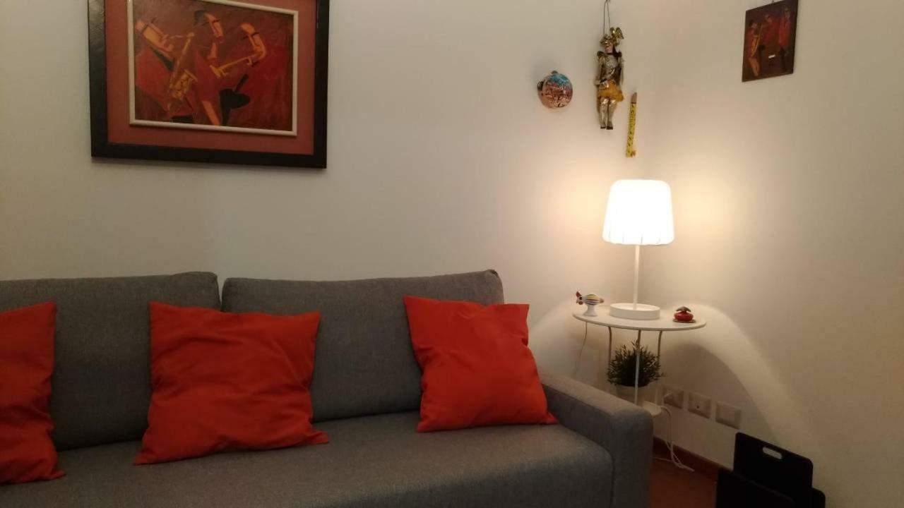 Апартаменты A Casa Di Lori Катания Экстерьер фото